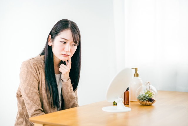 【美肌コラム更新しました】冬は「老け見えを食い止める」ベストシーズン