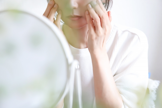 【美肌コラム更新しました】冬の“温度差ストレス”は肌老化を加速させる