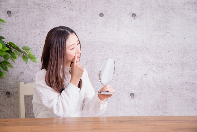 【美肌コラム更新しました】冬に感じやすい「なんとなく肌不調」 それ、寒さの本番で肌が疲れてきているサインかもしれません